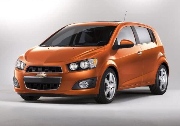 Chevrolet-Sonic-hatch-fotos-600x421